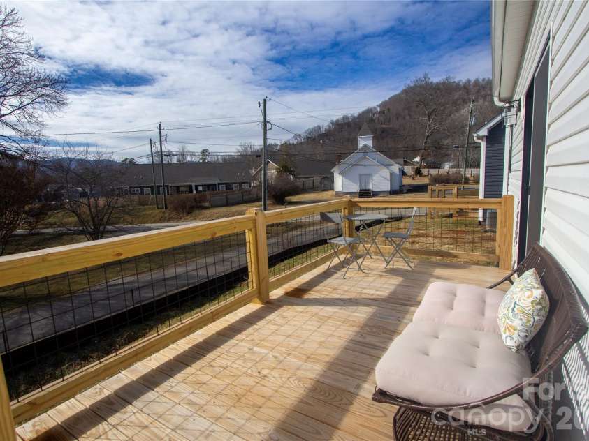 205 Southern Charm Road, Arden, NC 28704.  MLS# CAR4390633, YatesRealty ID 1267. 