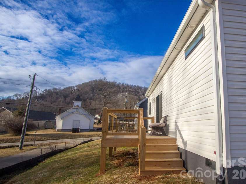 205 Southern Charm Road, Arden, NC 28704.  MLS# CAR4390633, YatesRealty ID 1267. 