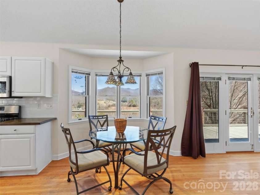 126 Hillcrest Drive, Barnardsville, NC 28709.  MLS# CAR4350780, YatesRealty ID 12670. 