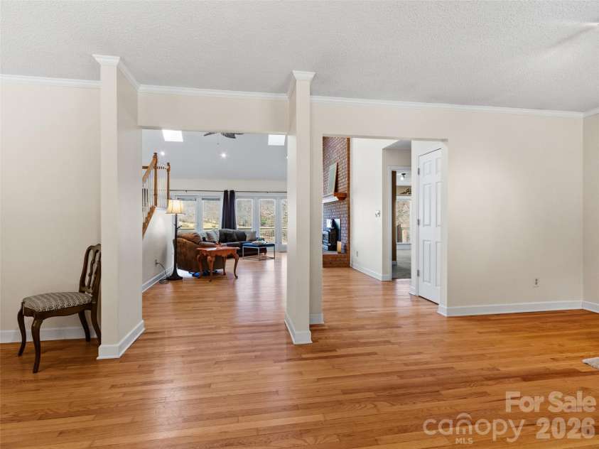 126 Hillcrest Drive, Barnardsville, NC 28709.  MLS# CAR4350780, YatesRealty ID 12670. 