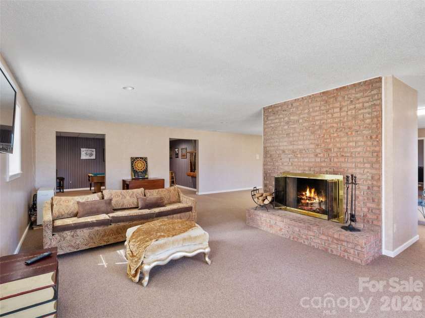 126 Hillcrest Drive, Barnardsville, NC 28709.  MLS# CAR4350780, YatesRealty ID 12670. 