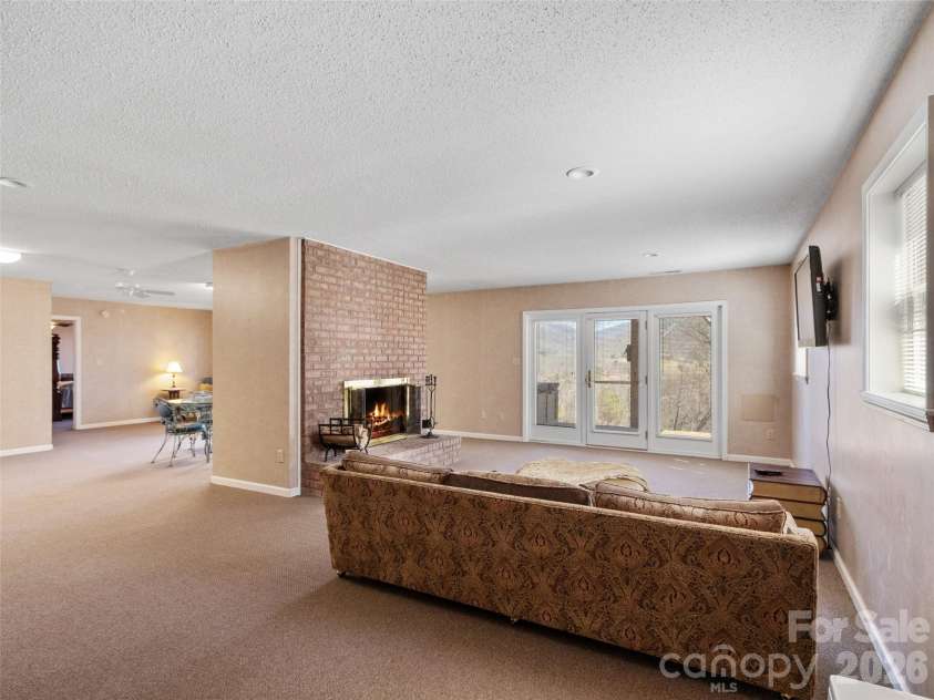 126 Hillcrest Drive, Barnardsville, NC 28709.  MLS# CAR4350780, YatesRealty ID 12670. 