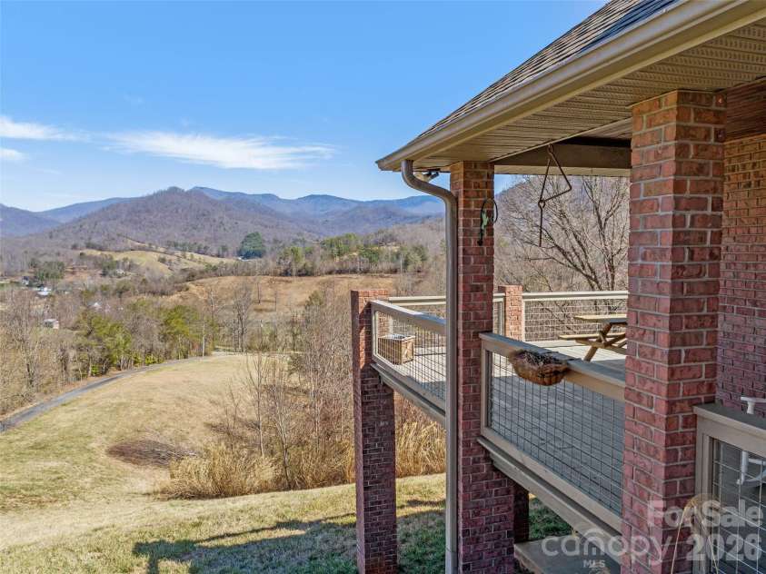 126 Hillcrest Drive, Barnardsville, NC 28709.  MLS# CAR4350780, YatesRealty ID 12670. 