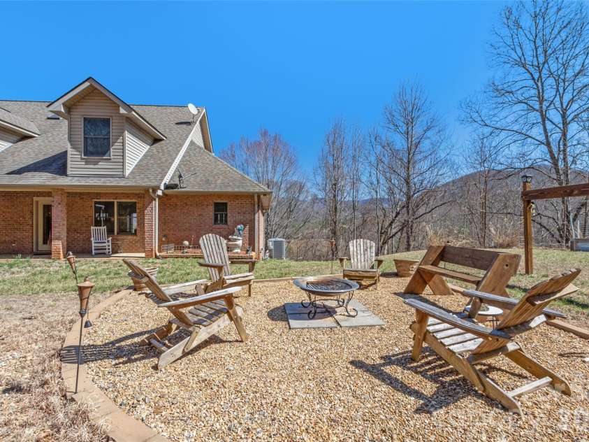 126 Hillcrest Drive, Barnardsville, NC 28709.  MLS# CAR4350780, YatesRealty ID 12670. 