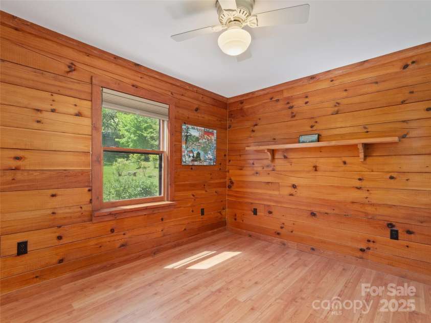 213 Rice Drive, Waynesville, NC 28785.  MLS# CAR4253584, YatesRealty ID 12670. 