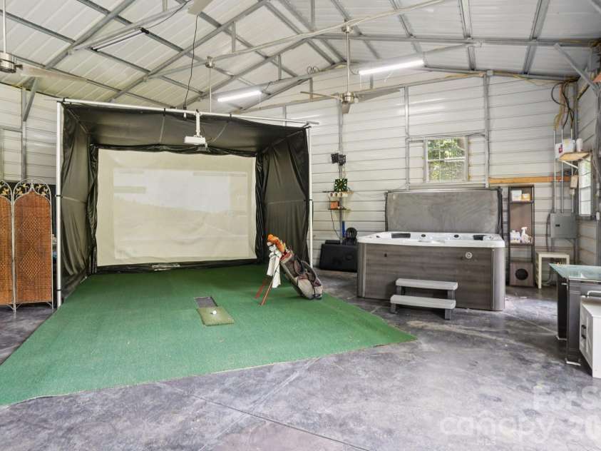 1527 Burnley Road, Charlotte, NC 28210.  MLS# CAR4291337, YatesRealty ID 12672. 