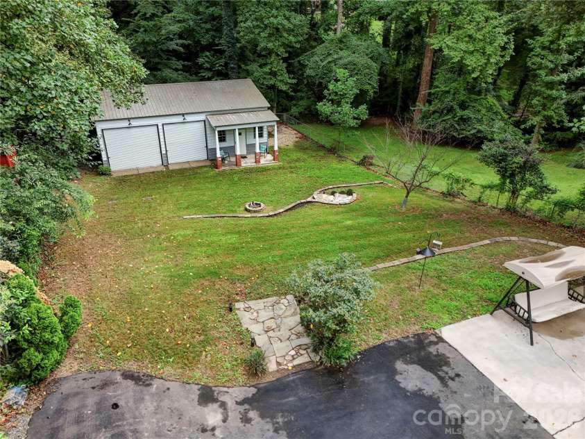 1527 Burnley Road, Charlotte, NC 28210.  MLS# CAR4291337, YatesRealty ID 12672. 