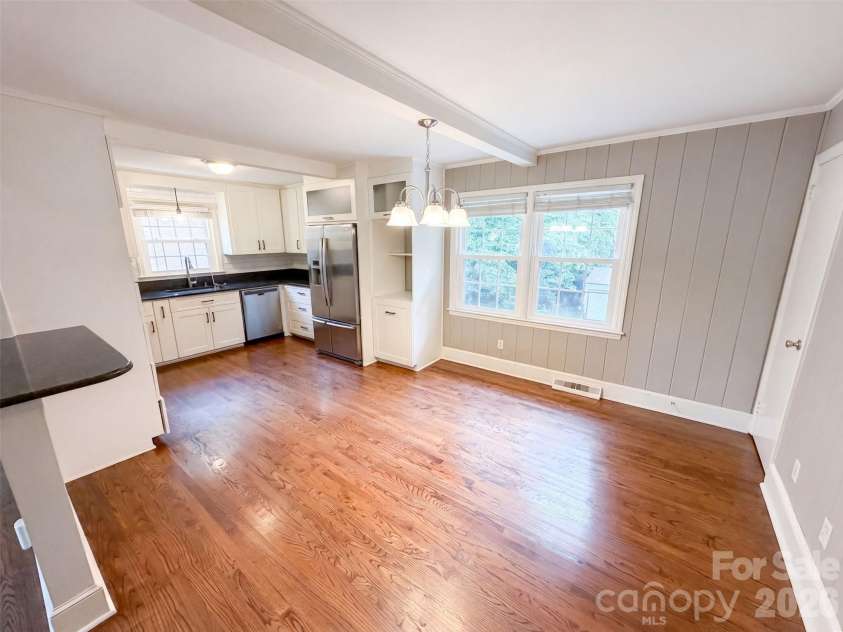 1527 Burnley Road, Charlotte, NC 28210.  MLS# CAR4424058, YatesRealty ID 12672. 