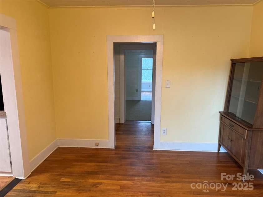 633 Ridge Road, Marion, NC 28752.  MLS# CAR4252646, YatesRealty ID 12672. Dining Room