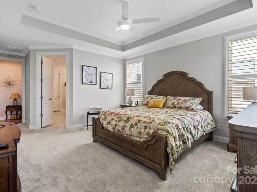 7343 Overjoyed Crossing, Charlotte, NC 28215.  MLS# CAR4300005, YatesRealty ID 12673. 