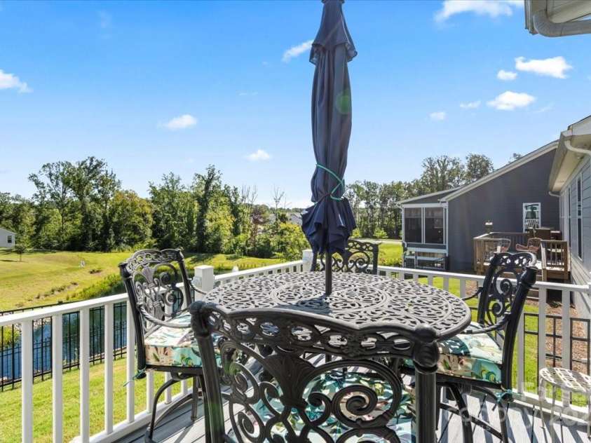 7343 Overjoyed Crossing, Charlotte, NC 28215.  MLS# CAR4300005, YatesRealty ID 12673. 