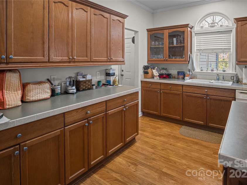 595 Houston Road, Columbus, NC 28722.  MLS# CAR4240996, YatesRealty ID 12674. 