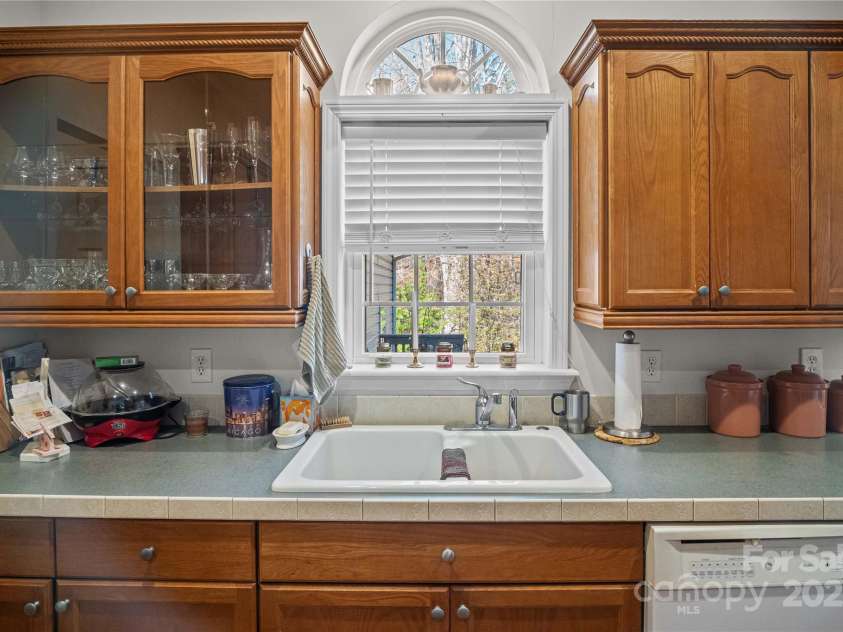 595 Houston Road, Columbus, NC 28722.  MLS# CAR4240996, YatesRealty ID 12674. 