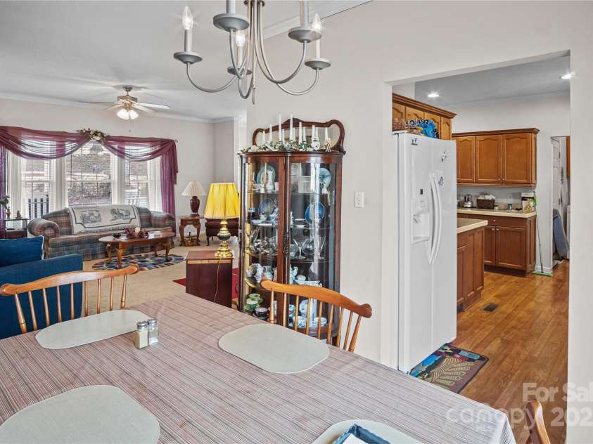 595 Houston Road, Columbus, NC 28722.  MLS# CAR4240996, YatesRealty ID 12674. 