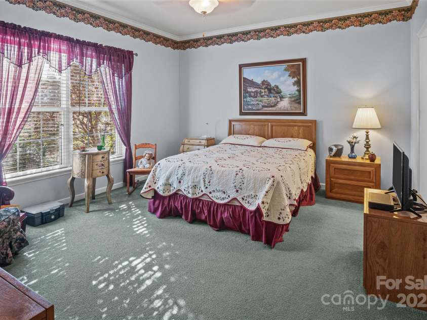 595 Houston Road, Columbus, NC 28722.  MLS# CAR4240996, YatesRealty ID 12674. 