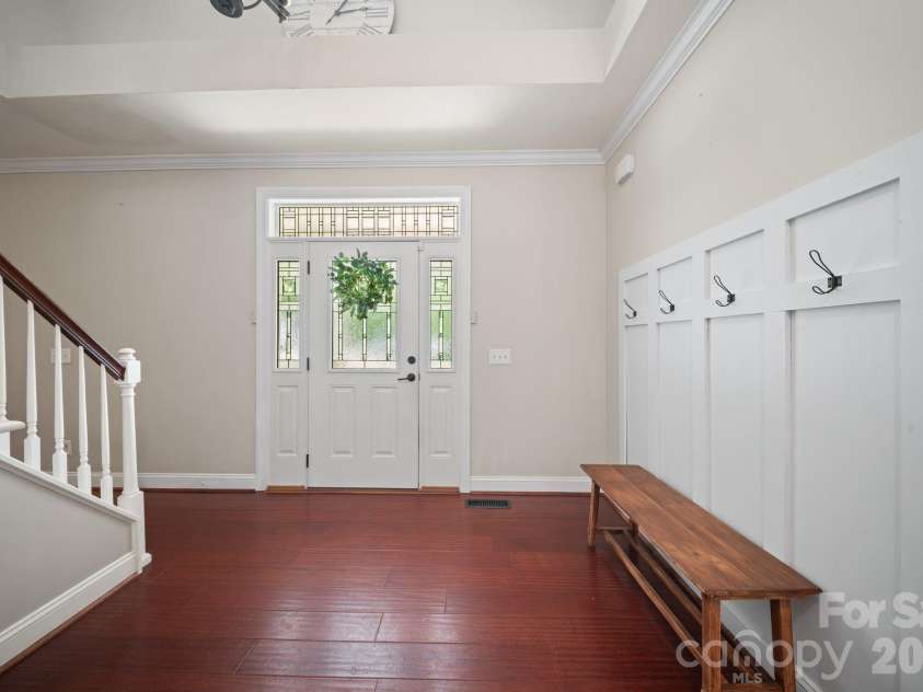 813 Beech Tree Place, Hendersonville, NC 28792.  MLS# CAR4393066, YatesRealty ID 12674. 