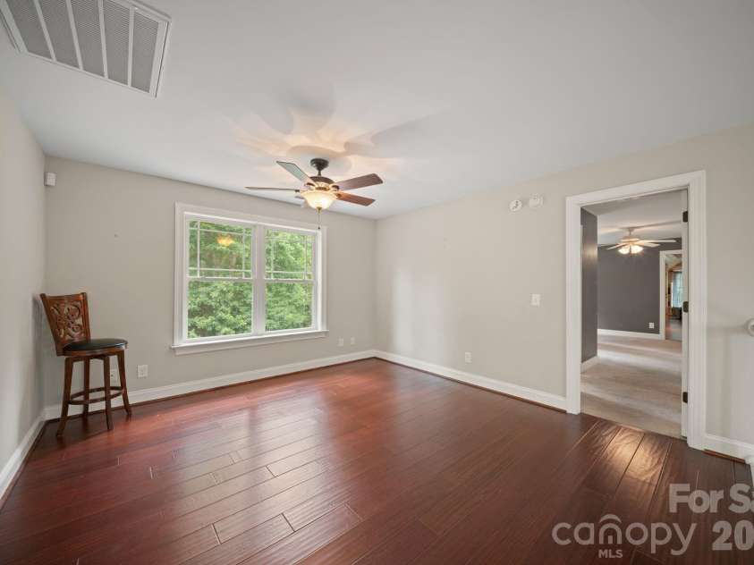 813 Beech Tree Place, Hendersonville, NC 28792.  MLS# CAR4393066, YatesRealty ID 12674. 