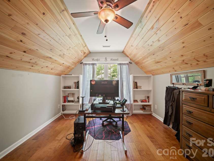 813 Beech Tree Place, Hendersonville, NC 28792.  MLS# CAR4393066, YatesRealty ID 12674. 