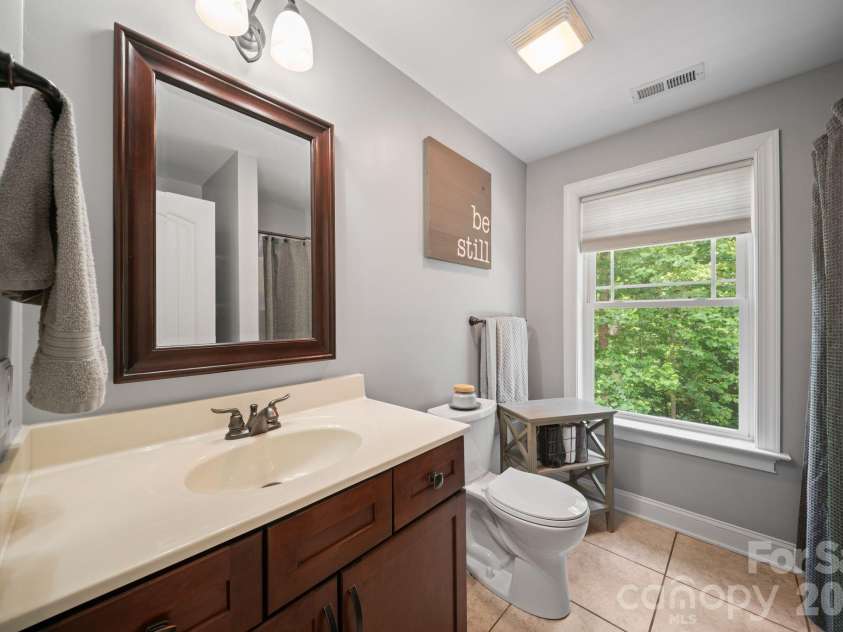 813 Beech Tree Place, Hendersonville, NC 28792.  MLS# CAR4393066, YatesRealty ID 12674. 