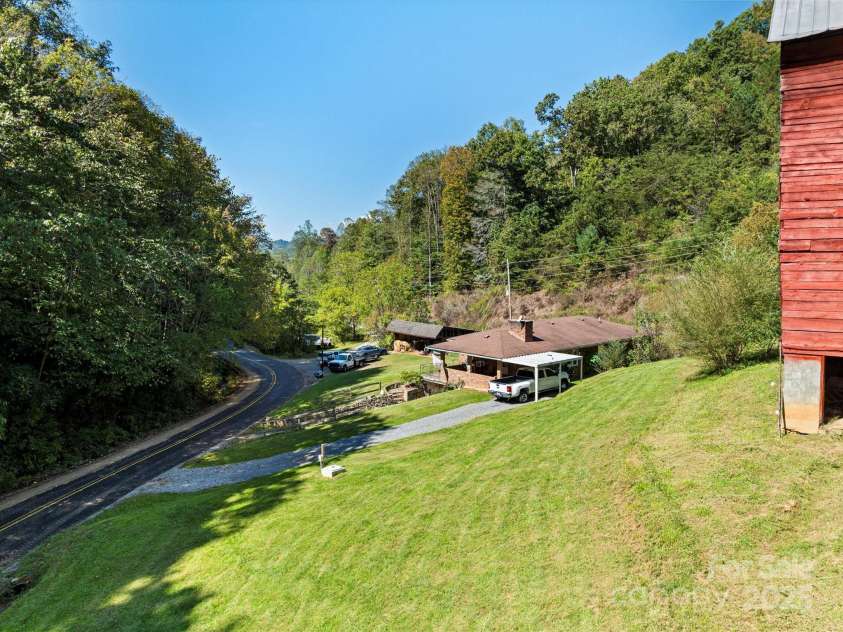 1623 Ammons Branch Road, Marshall, NC 28753.  MLS# CAR4307032, YatesRealty ID 12675. 