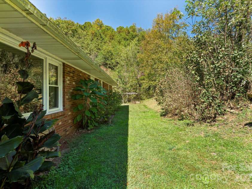 1623 Ammons Branch Road, Marshall, NC 28753.  MLS# CAR4307032, YatesRealty ID 12675. 