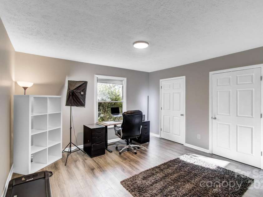 3 Garden Drive, Fletcher, NC 28732.  MLS# CAR4218422, YatesRealty ID 12675. 