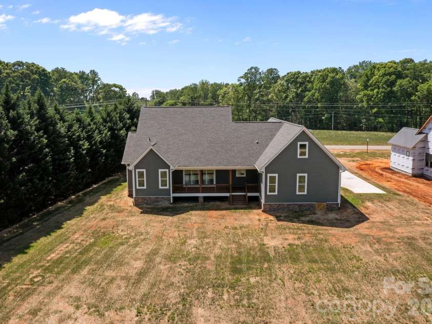 395 New Salem Road, Statesville, NC 28625.  MLS# CAR4337480, YatesRealty ID 1268. 