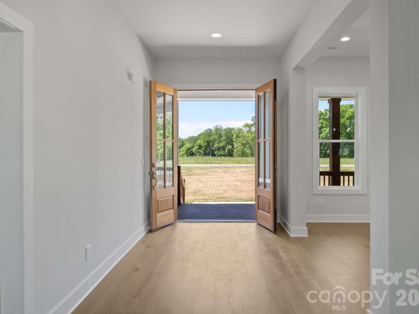 395 New Salem Road, Statesville, NC 28625.  MLS# CAR4337480, YatesRealty ID 1268. 