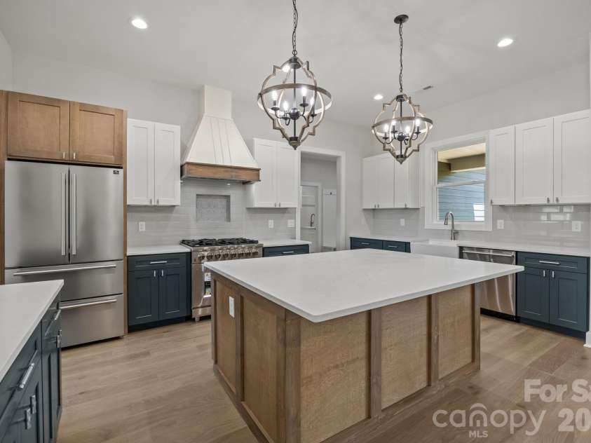 395 New Salem Road, Statesville, NC 28625.  MLS# CAR4337480, YatesRealty ID 1268. 