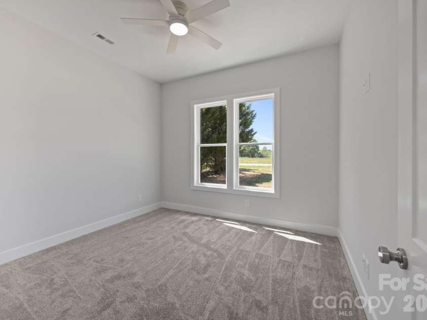395 New Salem Road, Statesville, NC 28625.  MLS# CAR4337480, YatesRealty ID 1268. 