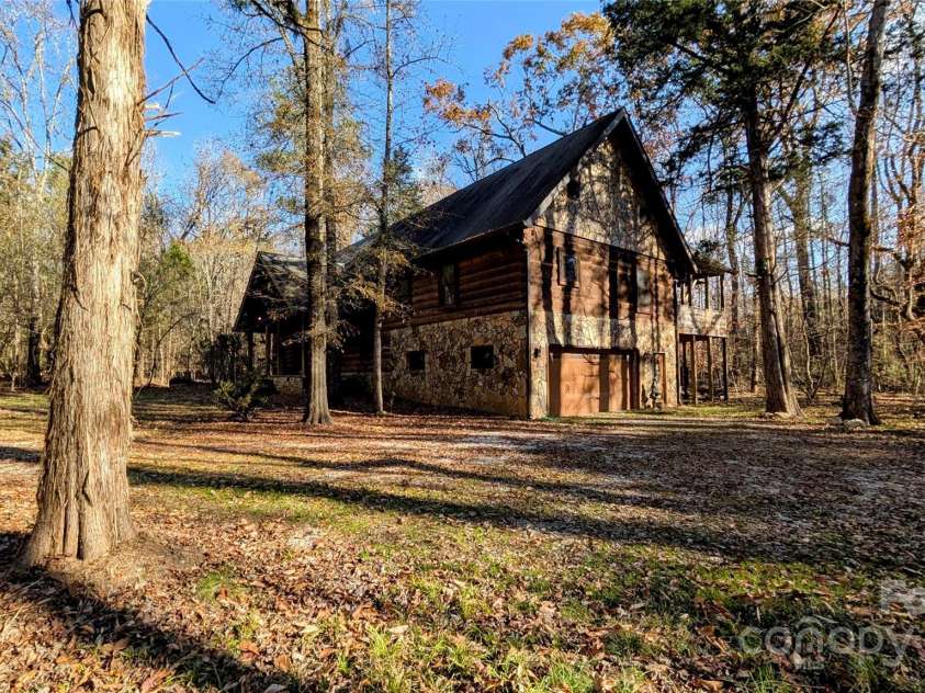 633 Weston Acres Road, Fort Lawn, SC 29714.  MLS# CAR4206008, YatesRealty ID 1268. 