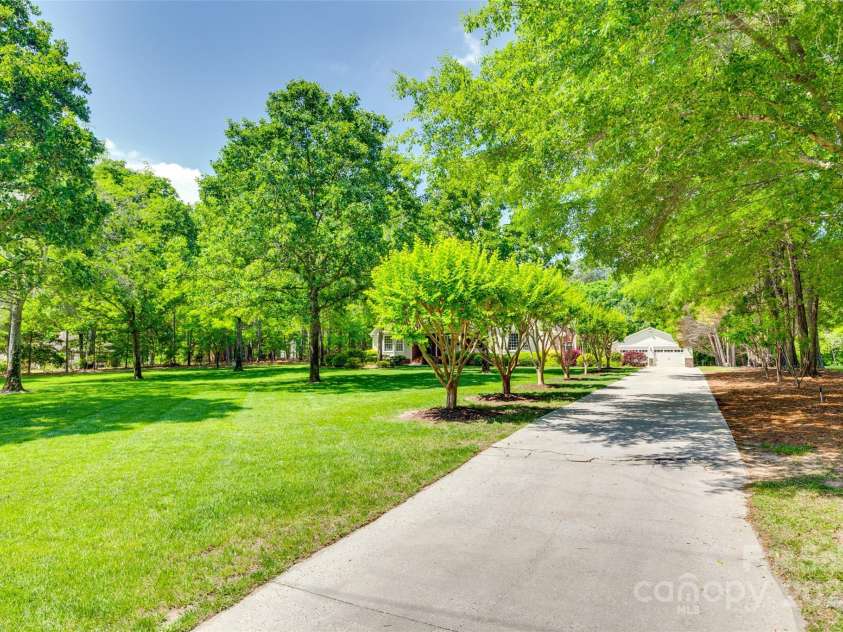 4307 Edgeland Road, Edgemoor, SC 29712.  MLS# CAR4249893, YatesRealty ID 12681. 