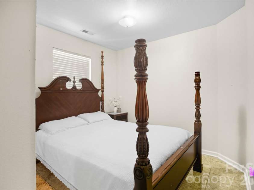 1031 Allegiance Drive, Charlotte, NC 28217.  MLS# CAR4349026, YatesRealty ID 12682. 