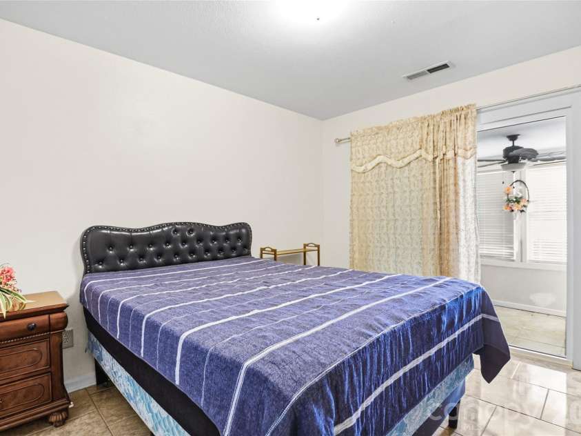 1031 Allegiance Drive, Charlotte, NC 28217.  MLS# CAR4349026, YatesRealty ID 12682. 