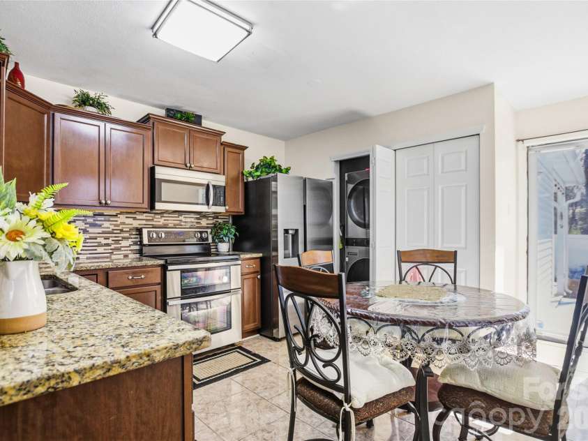 1031 Allegiance Drive, Charlotte, NC 28217.  MLS# CAR4349026, YatesRealty ID 12682. 