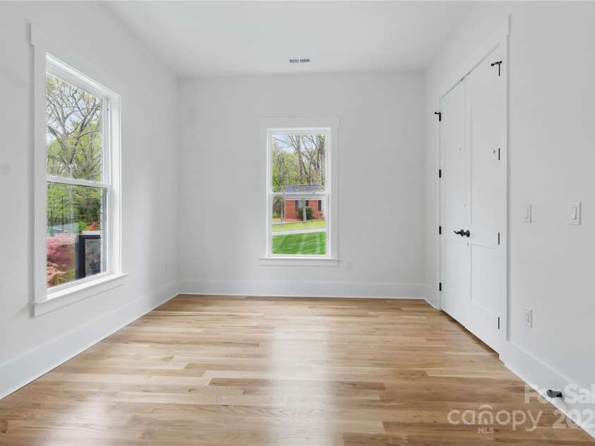 3038 Northampton Drive, Charlotte, NC 28210.  MLS# CAR4241608, YatesRealty ID 12682. Bedroom #2