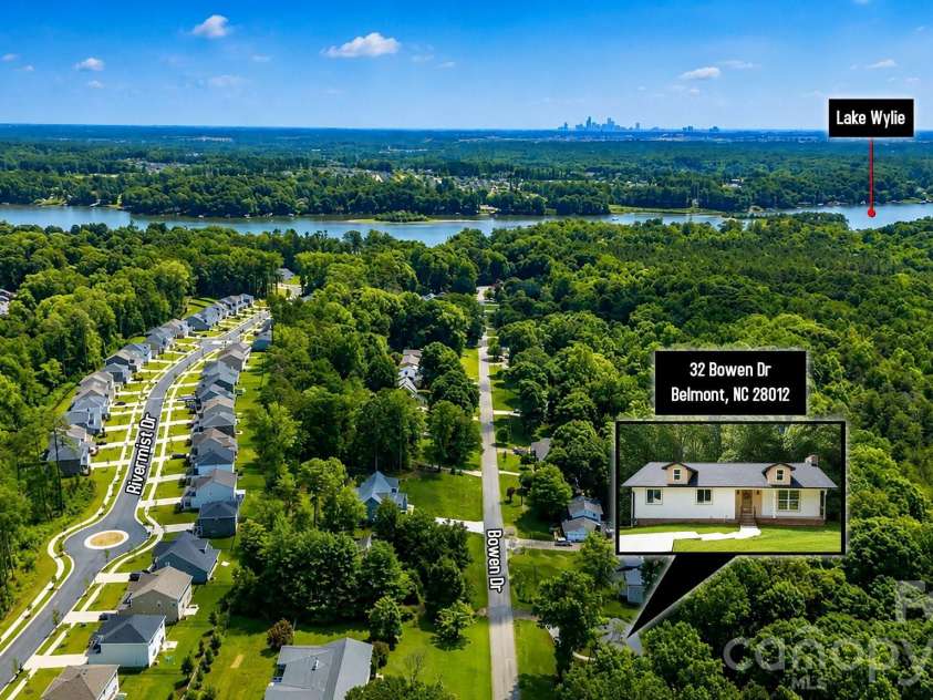32 Bowen Drive, Belmont, NC 28012.  MLS# CAR4402198, YatesRealty ID 12683. 