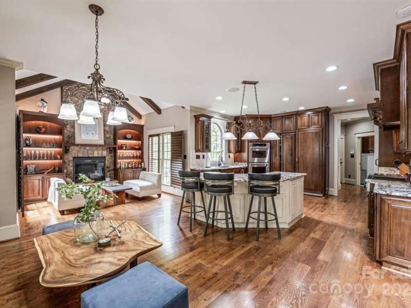 4600 Spicewood Drive, Charlotte, NC 28227.  MLS# CAR4250704, YatesRealty ID 12684. 