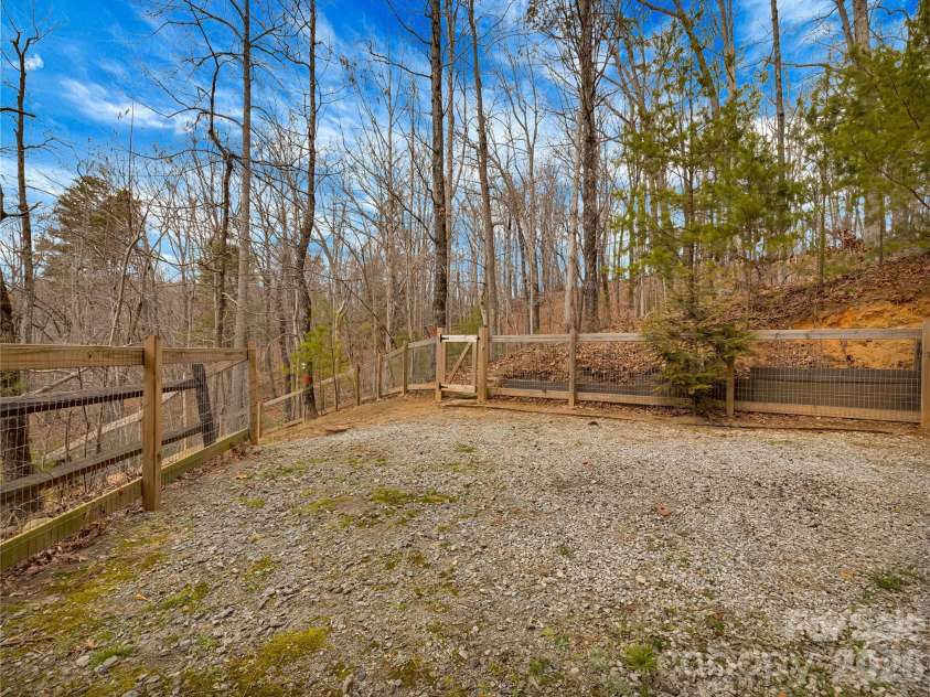 184 Deep Woods Lane, Saluda, NC 28773.  MLS# CAR4333233, YatesRealty ID 12686. 