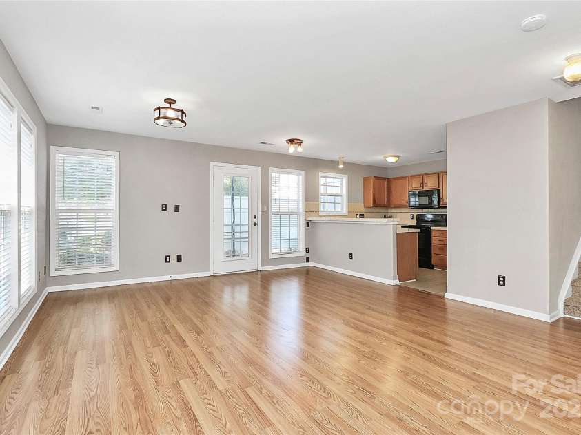 2045 Flushing Court, Charlotte, NC 28215.  MLS# CAR4256375, YatesRealty ID 12689. LR to kitchen