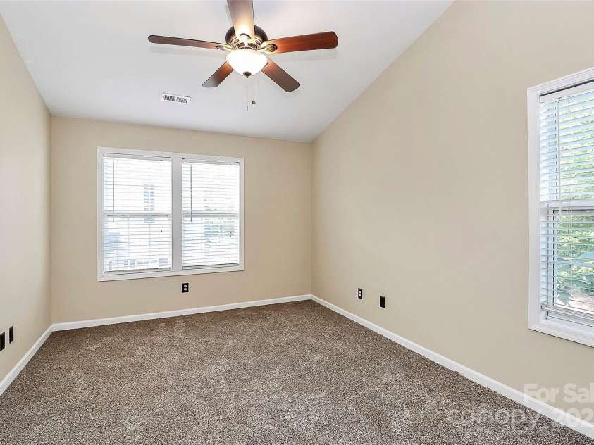 2045 Flushing Court, Charlotte, NC 28215.  MLS# CAR4256375, YatesRealty ID 12689. Primary