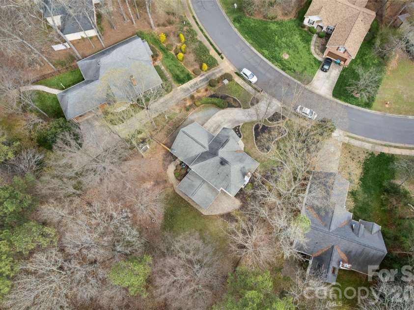 8307 Poplar Grove Circle, Waxhaw, NC 28173.  MLS# CAR4357386, YatesRealty ID 12689. 