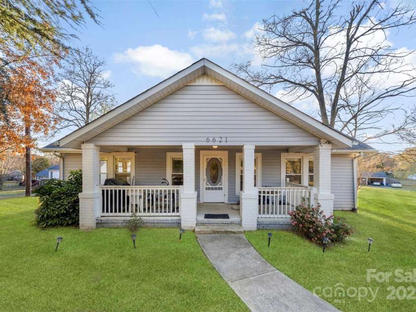 6621 Charlie Walker Road, Kannapolis, NC 28081.  MLS# CAR4321839, YatesRealty ID 1269. 
