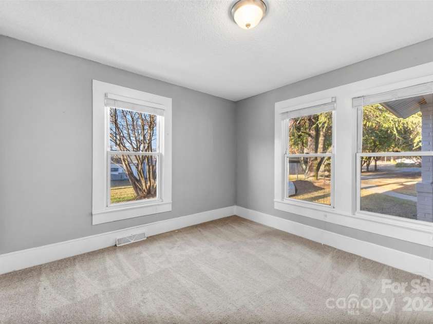 6621 Charlie Walker Road, Kannapolis, NC 28081.  MLS# CAR4321839, YatesRealty ID 1269. Bedroom 