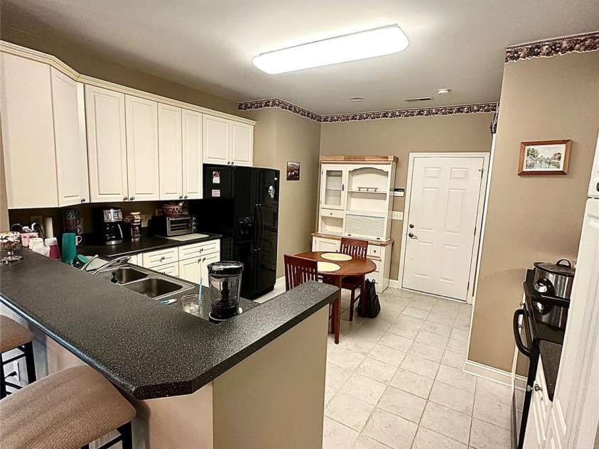 4223 Willow View Court, Matthews, NC 28105.  MLS# CAR4247768, YatesRealty ID 12691. 