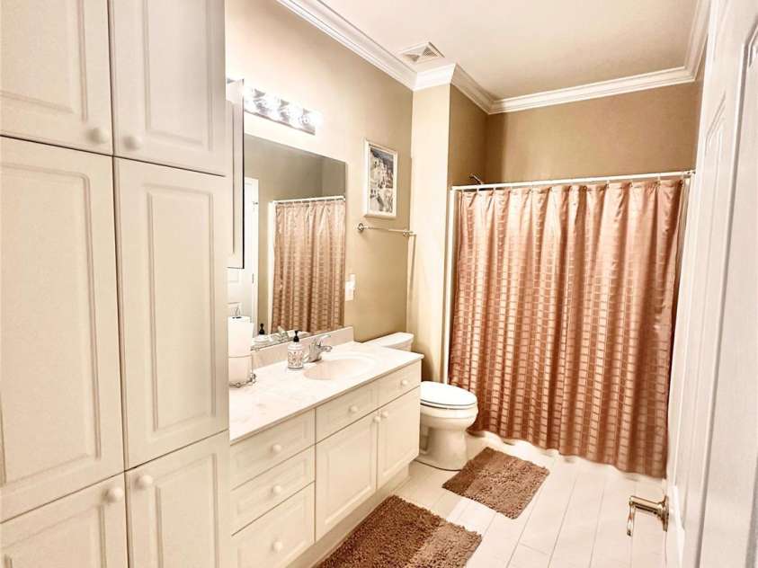 4223 Willow View Court, Matthews, NC 28105.  MLS# CAR4247768, YatesRealty ID 12691. 