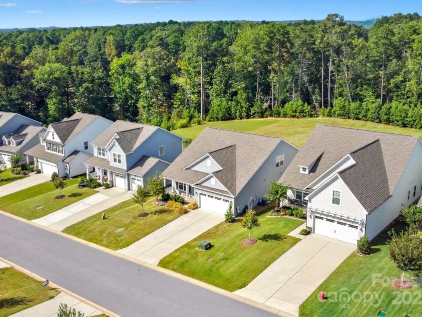 224 Old Harbor Drive, Mount Gilead, NC 27306.  MLS# CAR4303361, YatesRealty ID 12692. 