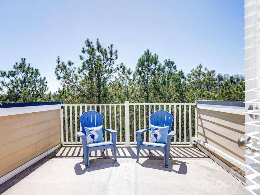 627 Sunfish Lane, Tega Cay, SC 29708.  MLS# CAR4360921, YatesRealty ID 12692. 