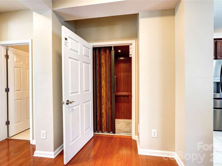 627 Sunfish Lane, Tega Cay, SC 29708.  MLS# CAR4360921, YatesRealty ID 12692. 