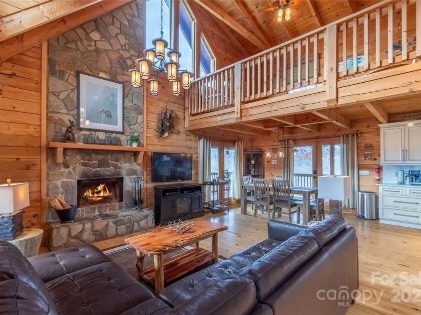 534 Eagles View Road, Bryson City, NC 28713.  MLS# CAR4215867, YatesRealty ID 12693. 